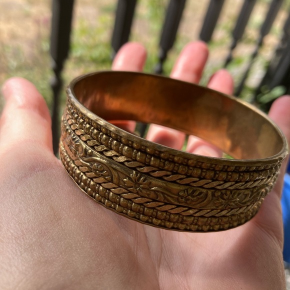 Vintage brass bangle - Picture 3 of 3
